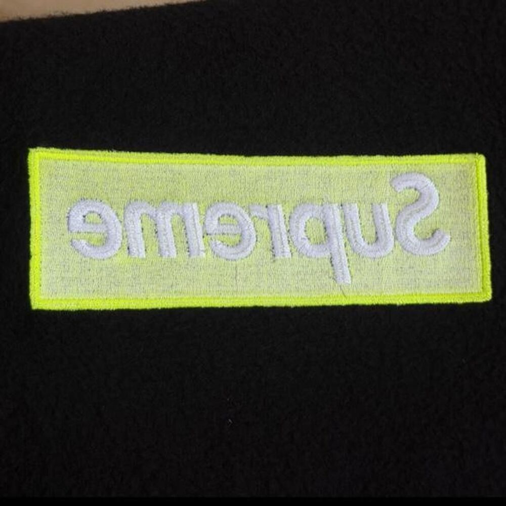 Supreme Men's Black Hoodie - Picture 4 of 8